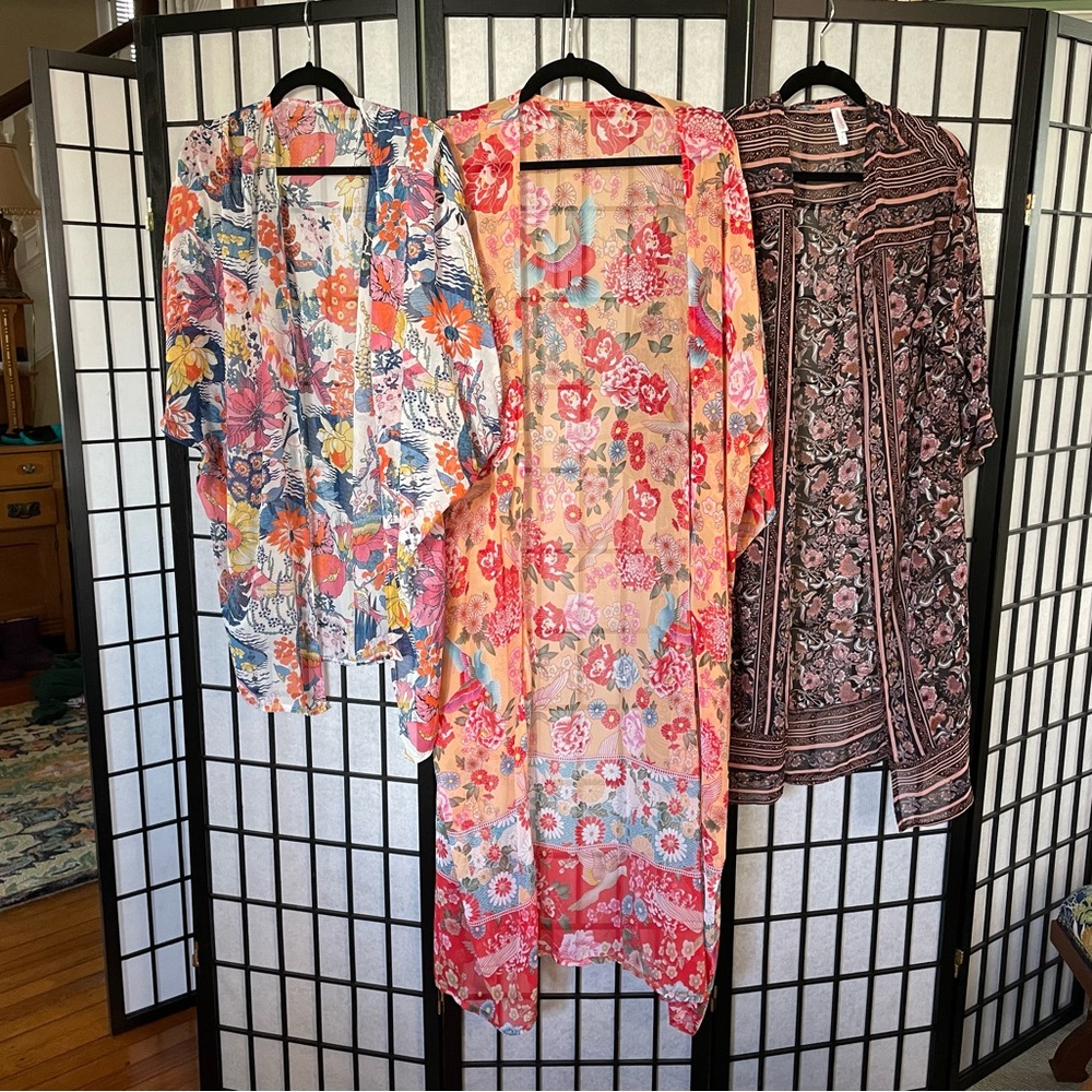 3 kimonos Ladies Small and Free size